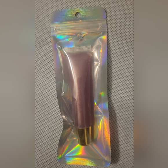 LIP GLOSS - Picture 4 of 4